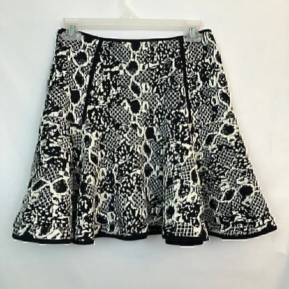 ROBBI NIKKI Mixed Print Jacquard Fit Flare Skirt Black Cream Ivory Floral Mini S - Picture 9 of 9